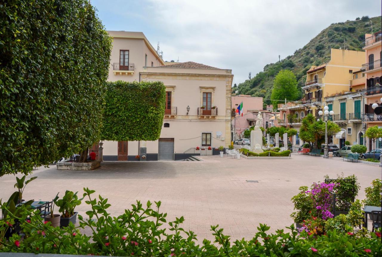 Appartamento Sun Sea House Taormina Giardini Naxos Esterno foto