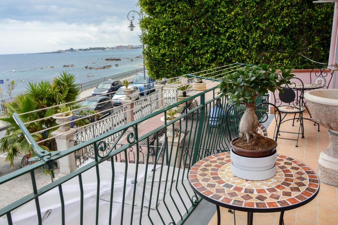 Appartamento Sun Sea House Taormina Giardini Naxos Esterno foto